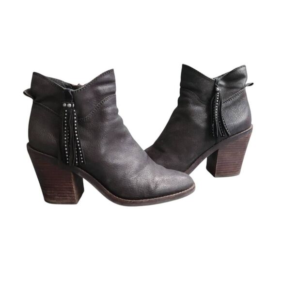 Boots Lucky Brand Black Leather Country Western Bohemian Biker Ankle Booties - Picture 2 of 13